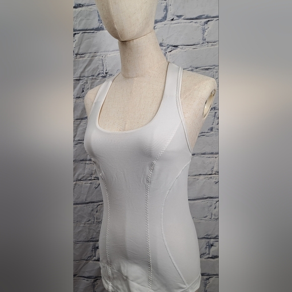 lululemon athletica women's tank top racerback yoga sports bra size 4 US - Picture 5 of 11